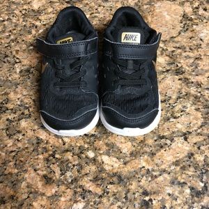 Toddler Nike Tennis Shoes